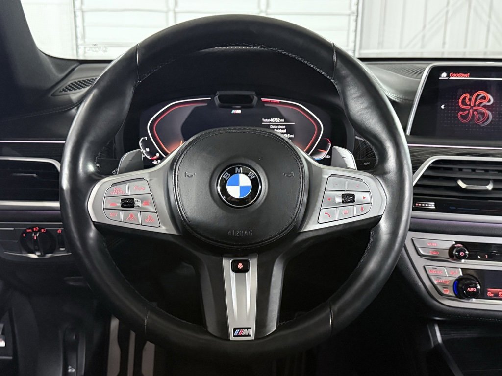 Used 2022 BMW 750i xDrive w/ Luxury Rear Seating Package image 46