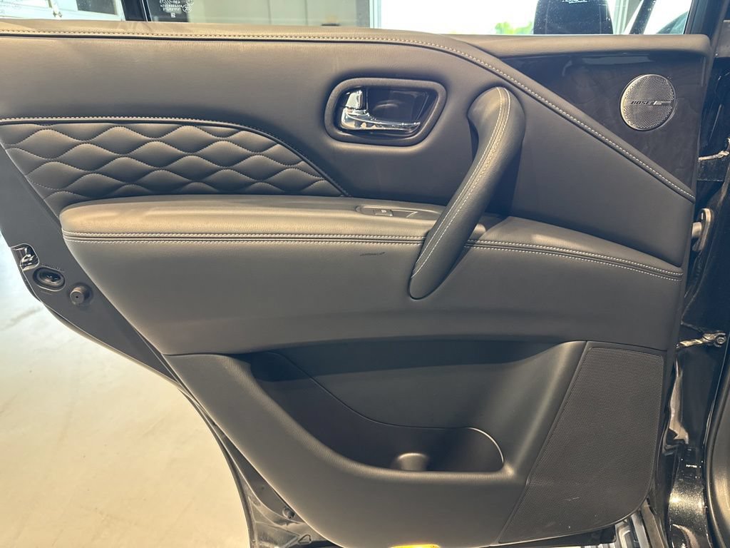 Used 2024 INFINITI QX80 Sensory w/ Cargo Package AWD/4WD image 23