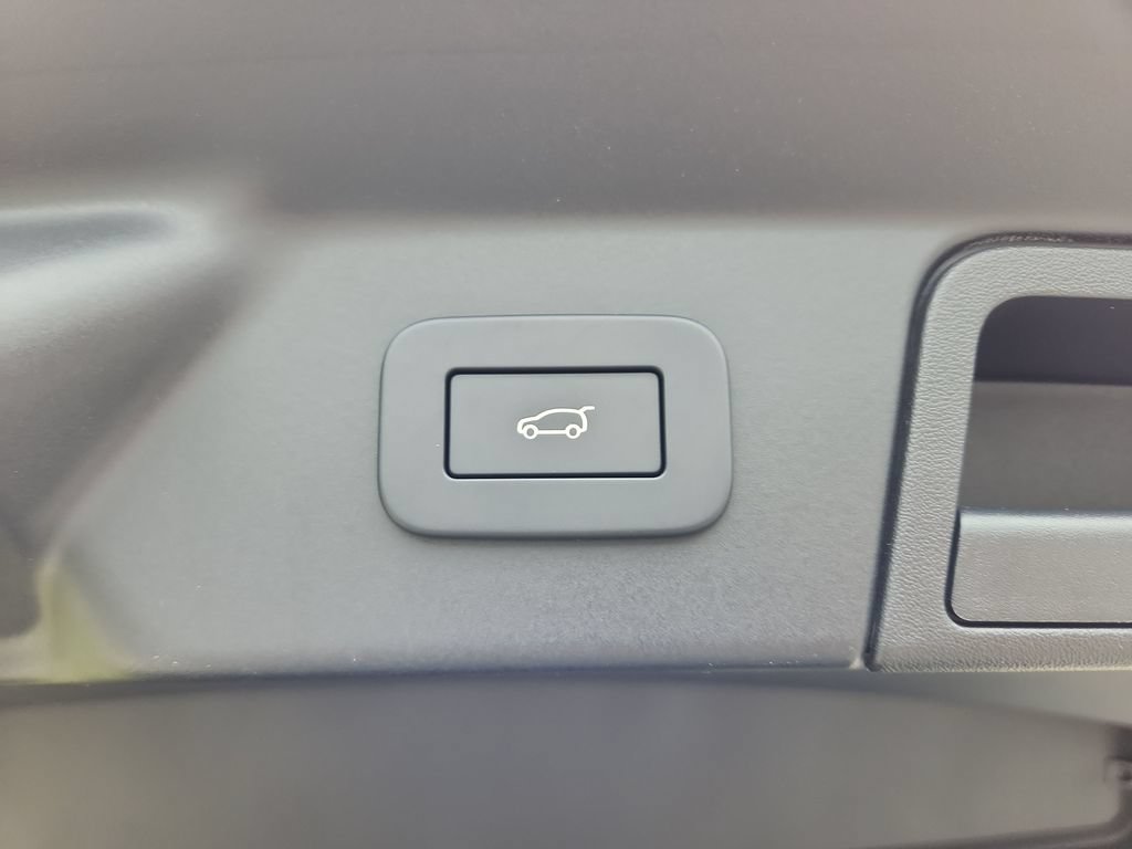 New 2026 Land Rover Range Rover Velar Belgravia AWD/4WD image 14