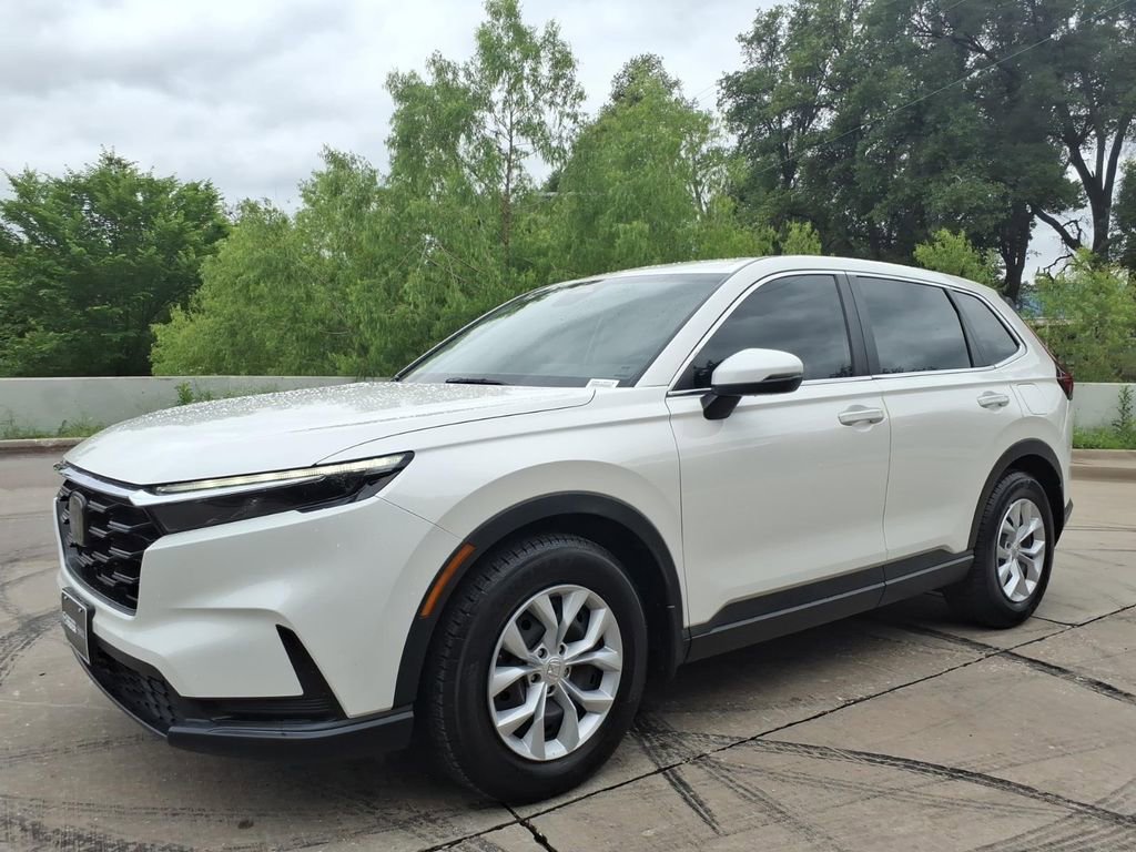 Used 2023 Honda CR-V LX image 6