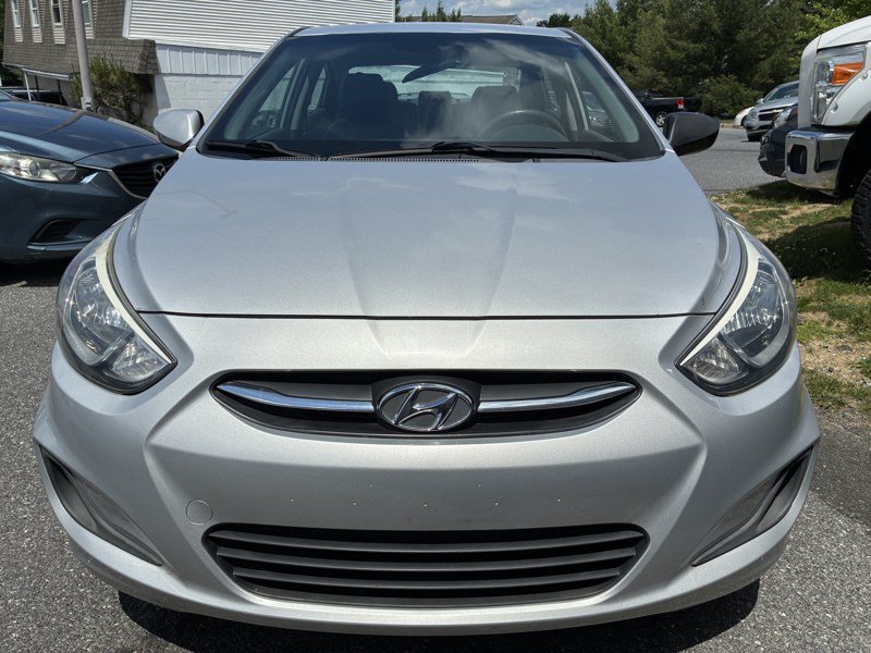 Used 2015 Hyundai Accent GLS FWD image 2
