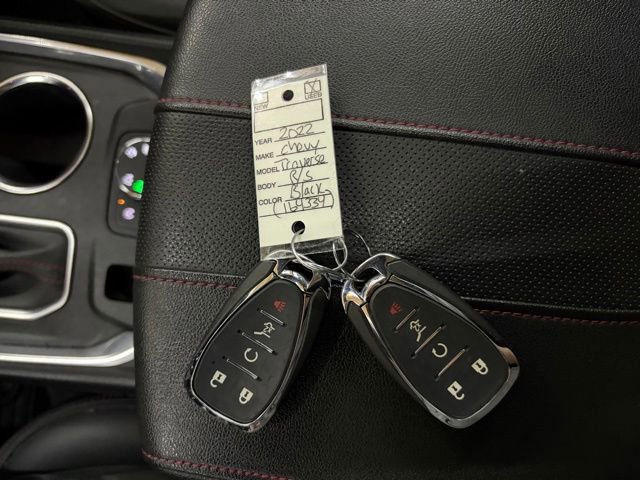 Used 2022 Chevrolet Traverse RS AWD/4WD image 51