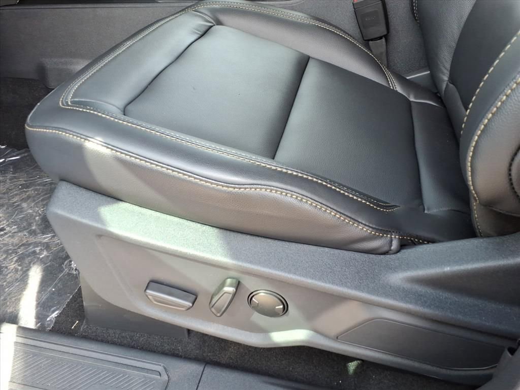 New 2025 Ford Bronco Badlands AWD/4WD image 11