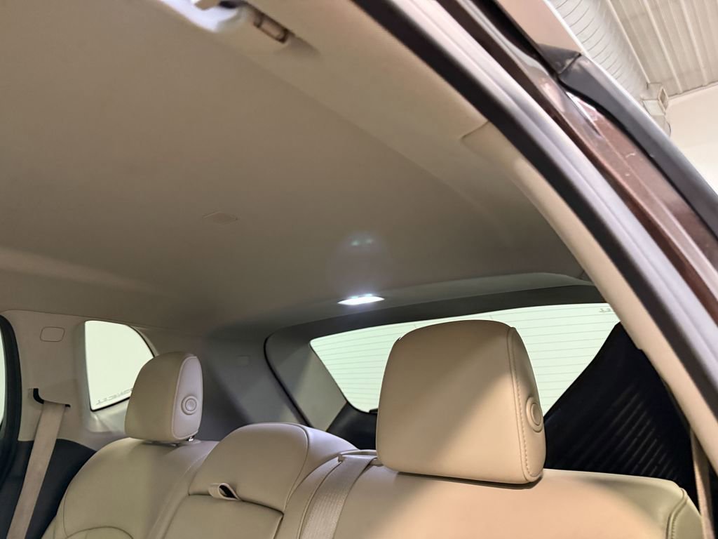 Used 2020 Buick Envision Premium image 9