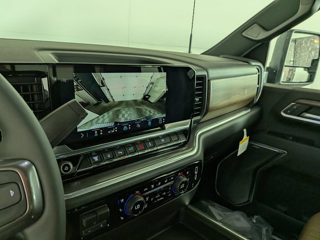 New 2026 Chevrolet Silverado 3500 High Country w/ High Country Premium Package AWD/4WD image 22