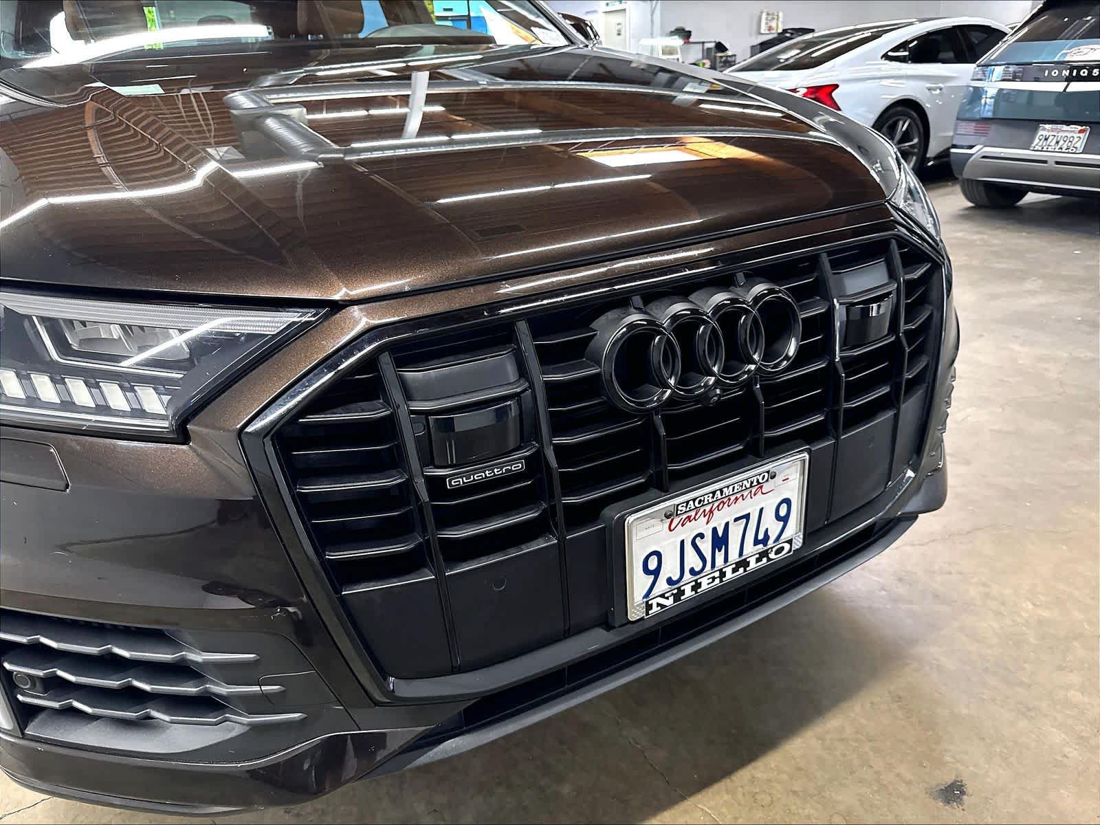 Used 2023 Audi Q7 3.0T Premium Plus AWD/4WD image 32