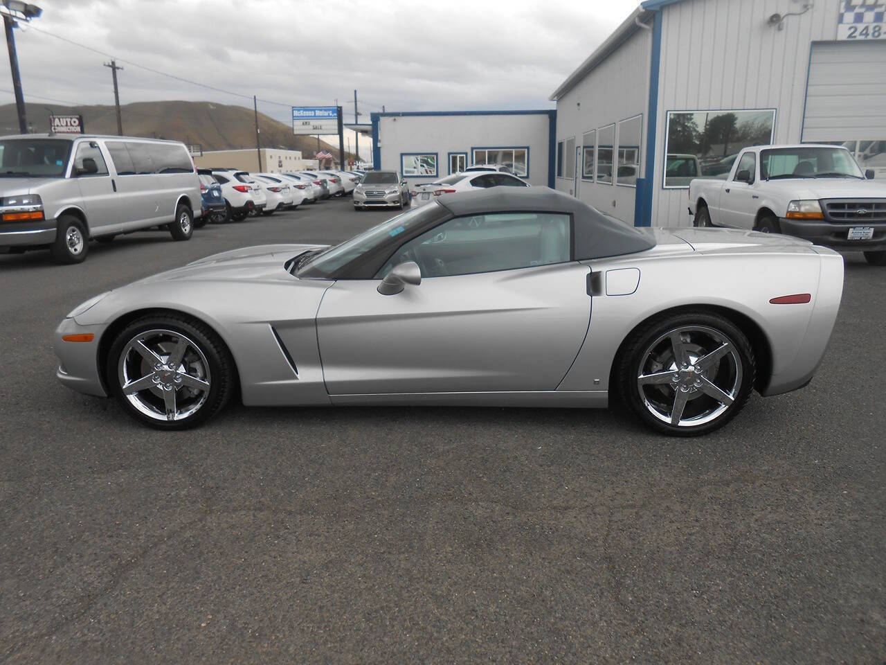 Used 2006 Chevrolet Corvette Convertible w/ Preferred Equipment Group image 15