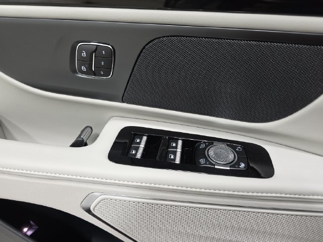 New 2026 Lincoln Nautilus Premier AWD/4WD image 25