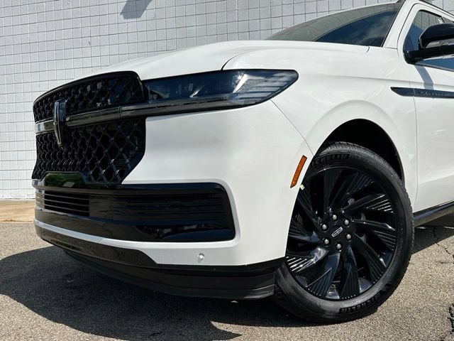 New 2027 Lincoln Navigator Reserve w/ Jet Appearance Package AWD/4WD image 33