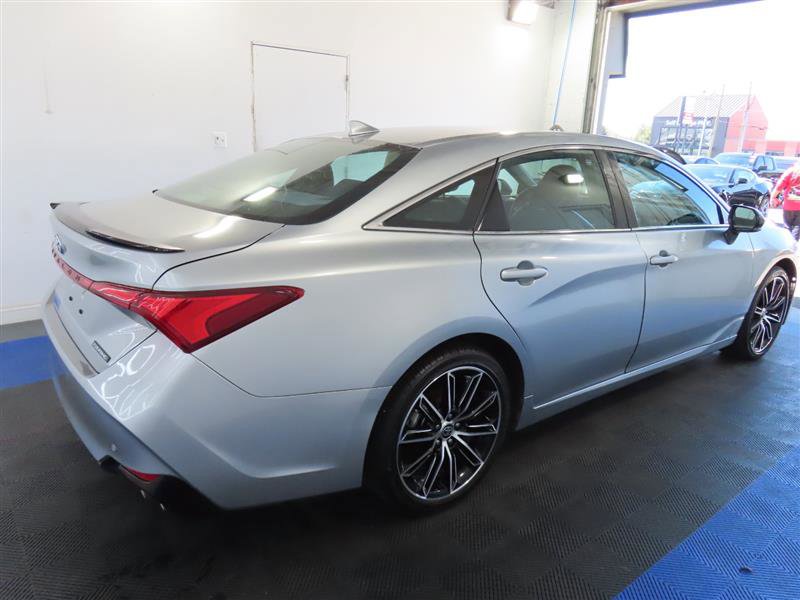 Used 2022 Toyota Avalon Touring w/ Advanced Safety Package image 14