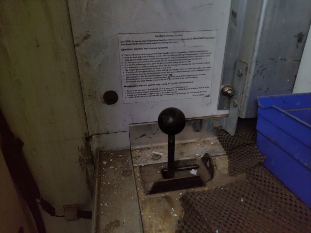 Used 2012 Chevrolet Express 3500 image 17