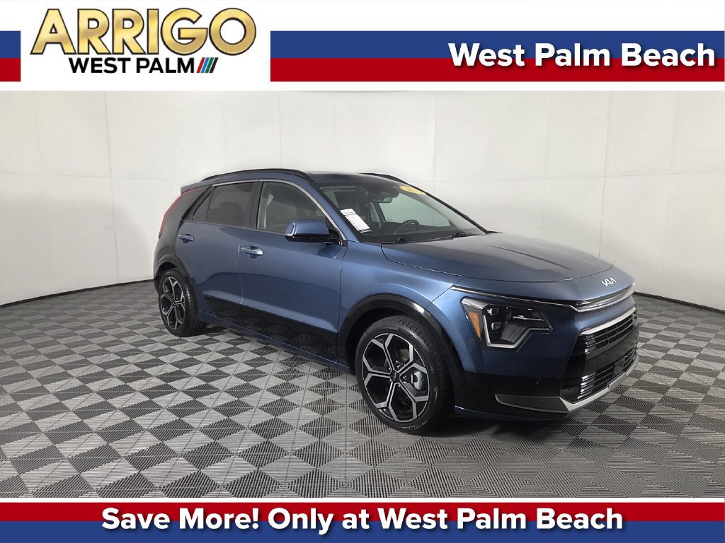 Used 2023 Kia Niro SX Touring FWD image 1