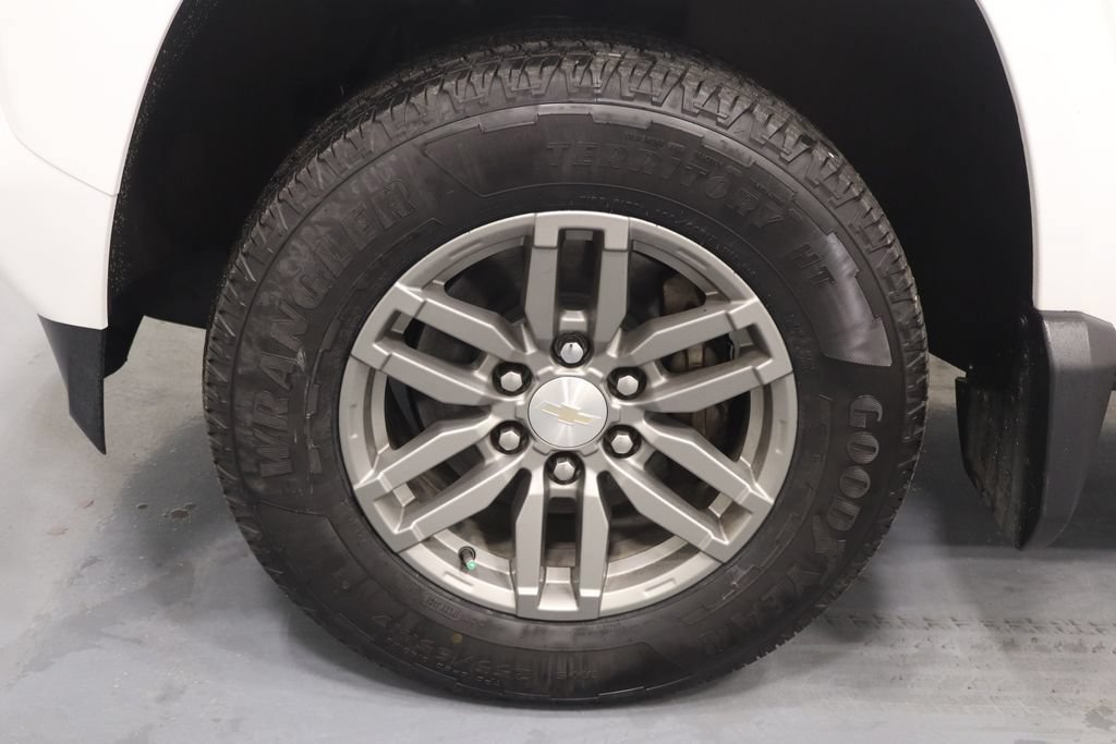 Used 2023 Chevrolet Colorado LT w/ LT Convenience Package II AWD/4WD image 25