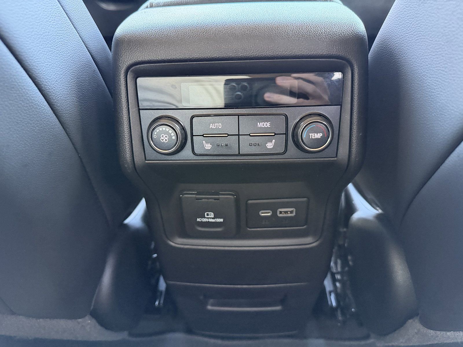 Used 2021 GMC Acadia Denali w/ Trailering Package image 28