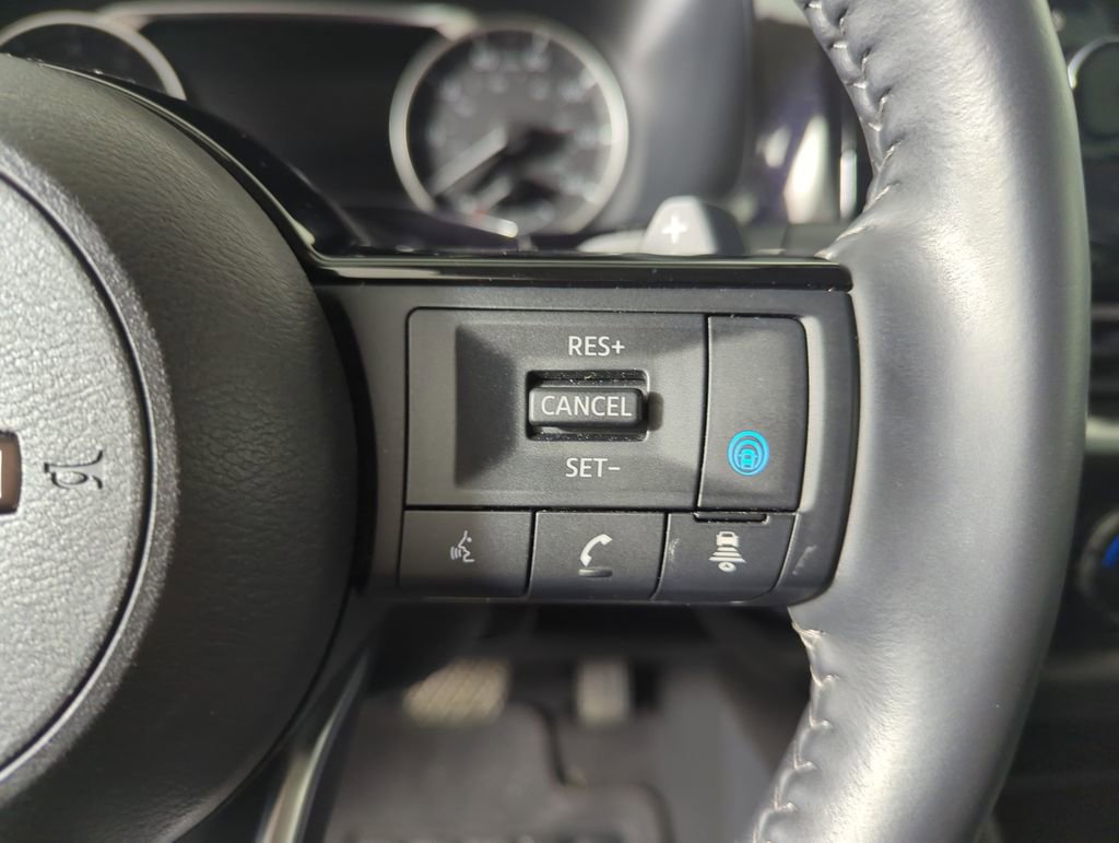 Used 2024 Nissan Pathfinder SL w/ Cargo Package image 28