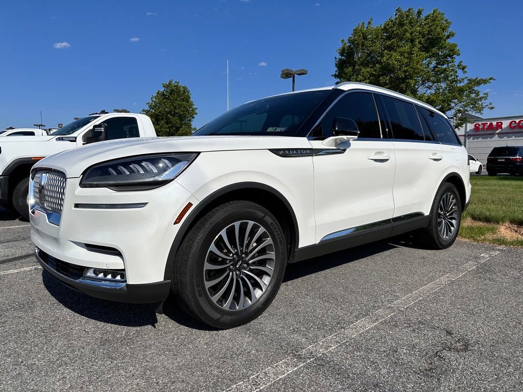 Used 2021 Lincoln Aviator Reserve w/ Elements Package Plus AWD/4WD image 2