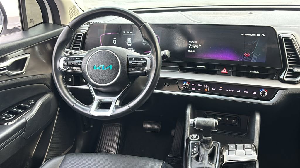 Used 2023 Kia Sportage EX image 7