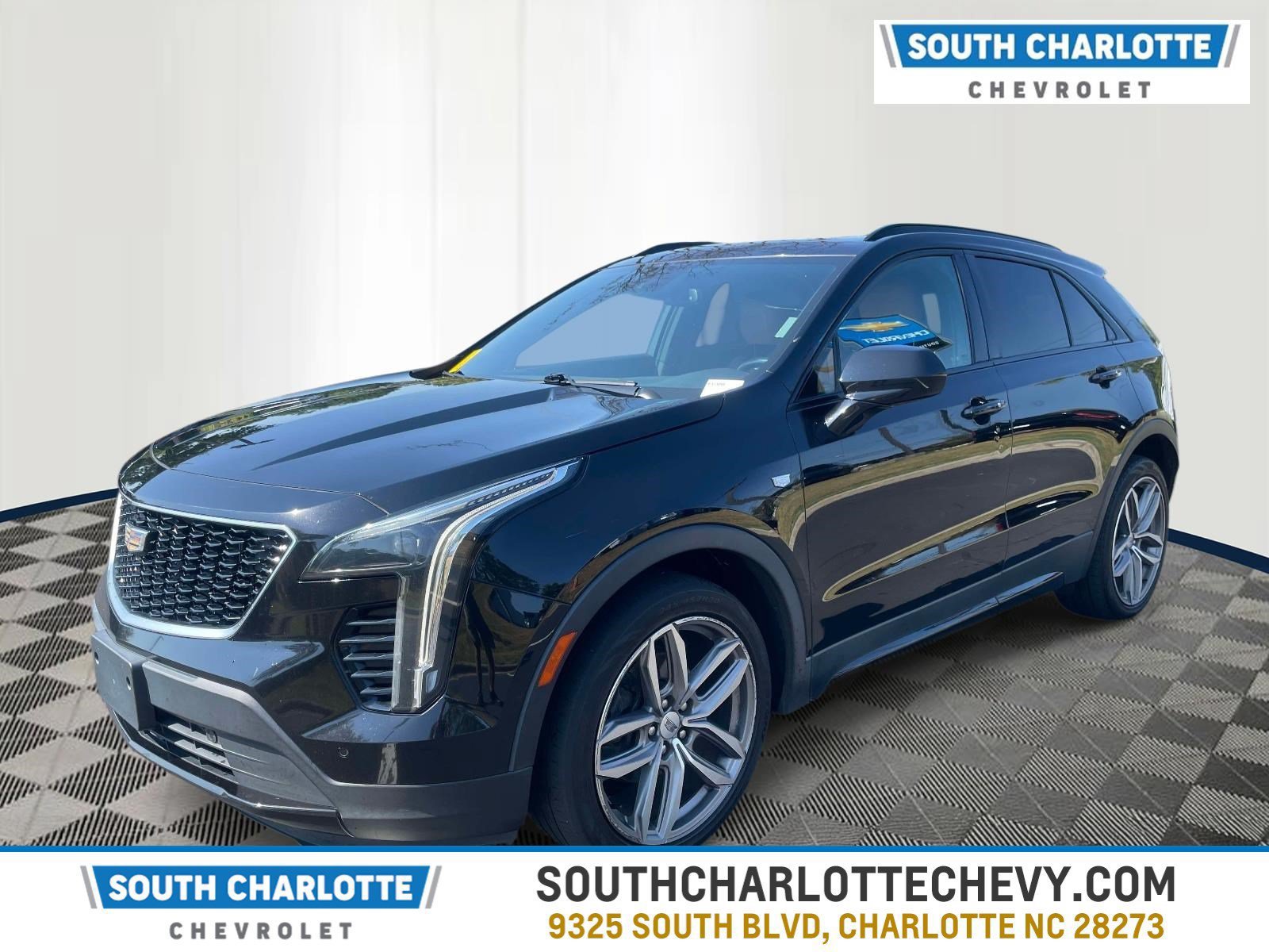 Used 2019 Cadillac XT4 Sport FWD image 1