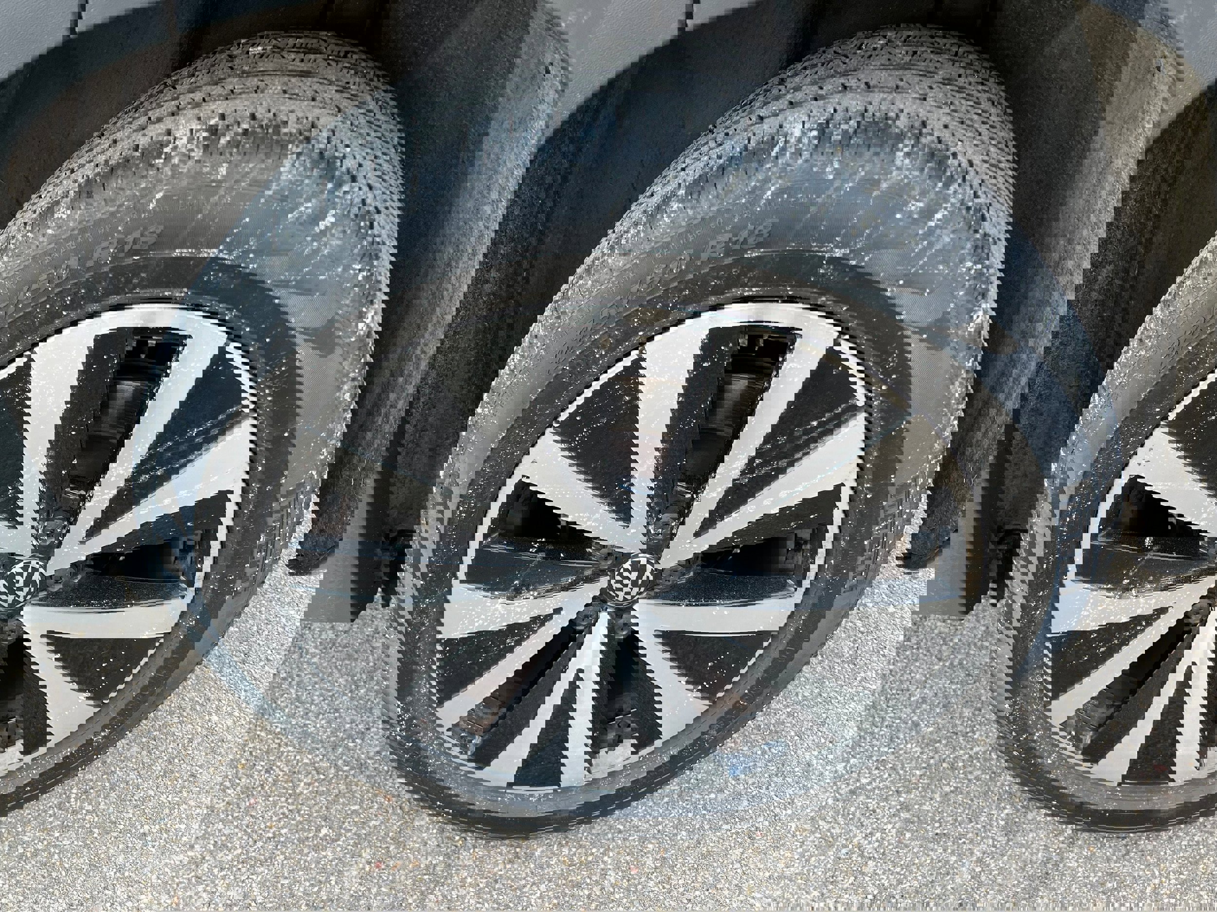 Used 2022 Volkswagen Taos SE image 9