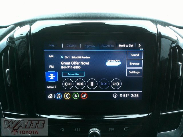 Used 2020 Chevrolet Traverse LT image 14