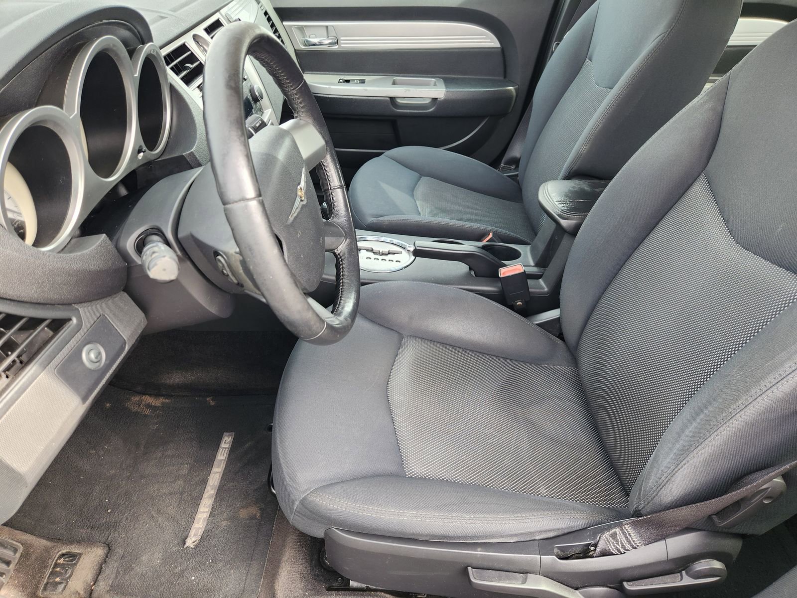 Used 2009 Chrysler Sebring Touring image 16