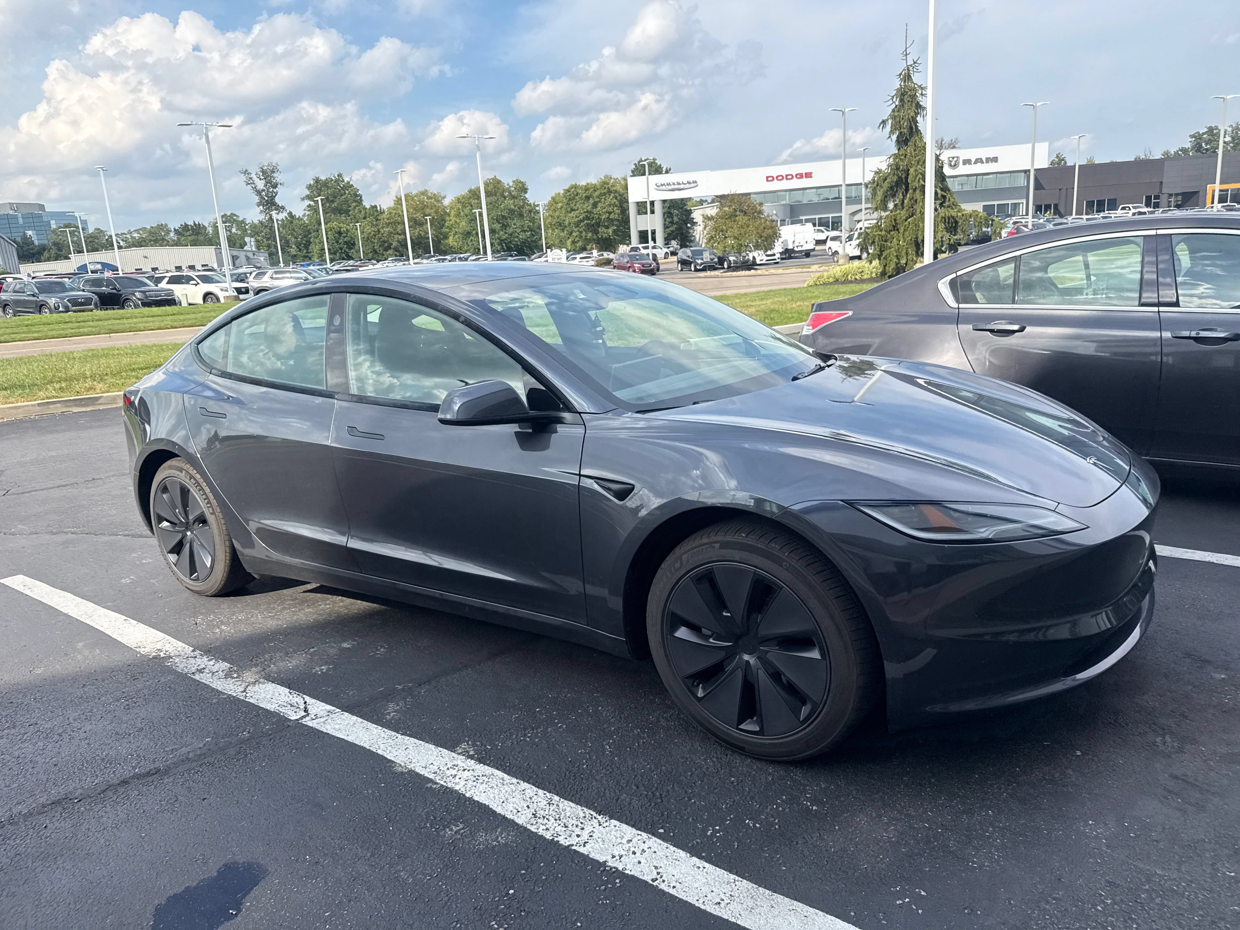 Used 2025 Tesla Model 3 Long Range RWD image 19