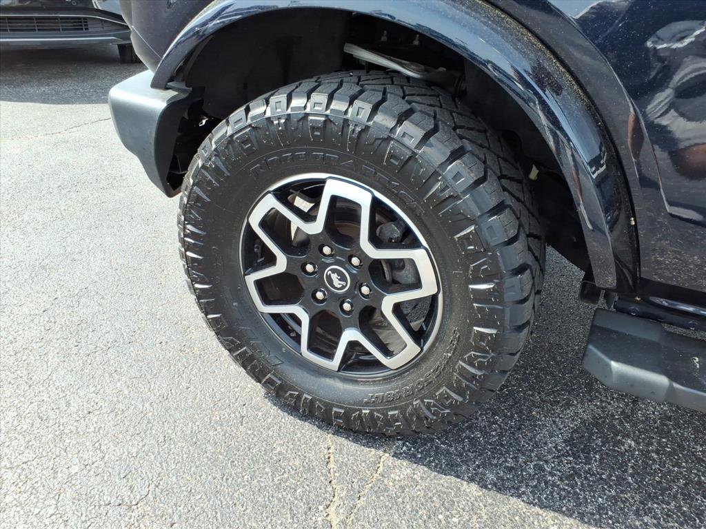Used 2021 Ford Bronco Outer Banks AWD/4WD image 9