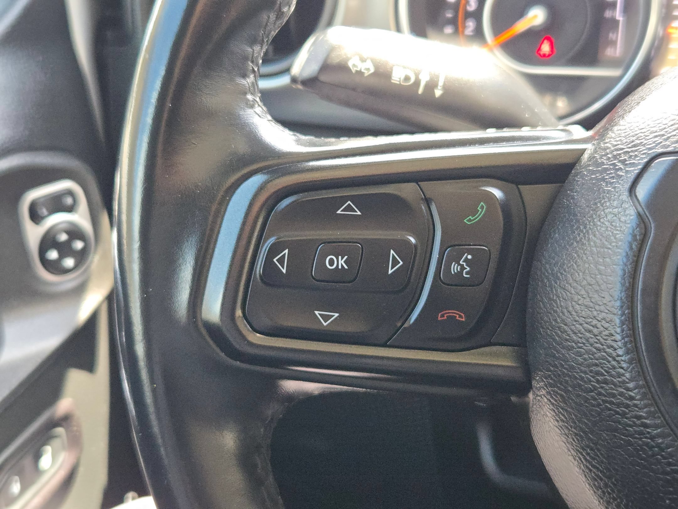 Used 2018 Jeep Wrangler Unlimited Sport S AWD/4WD image 21