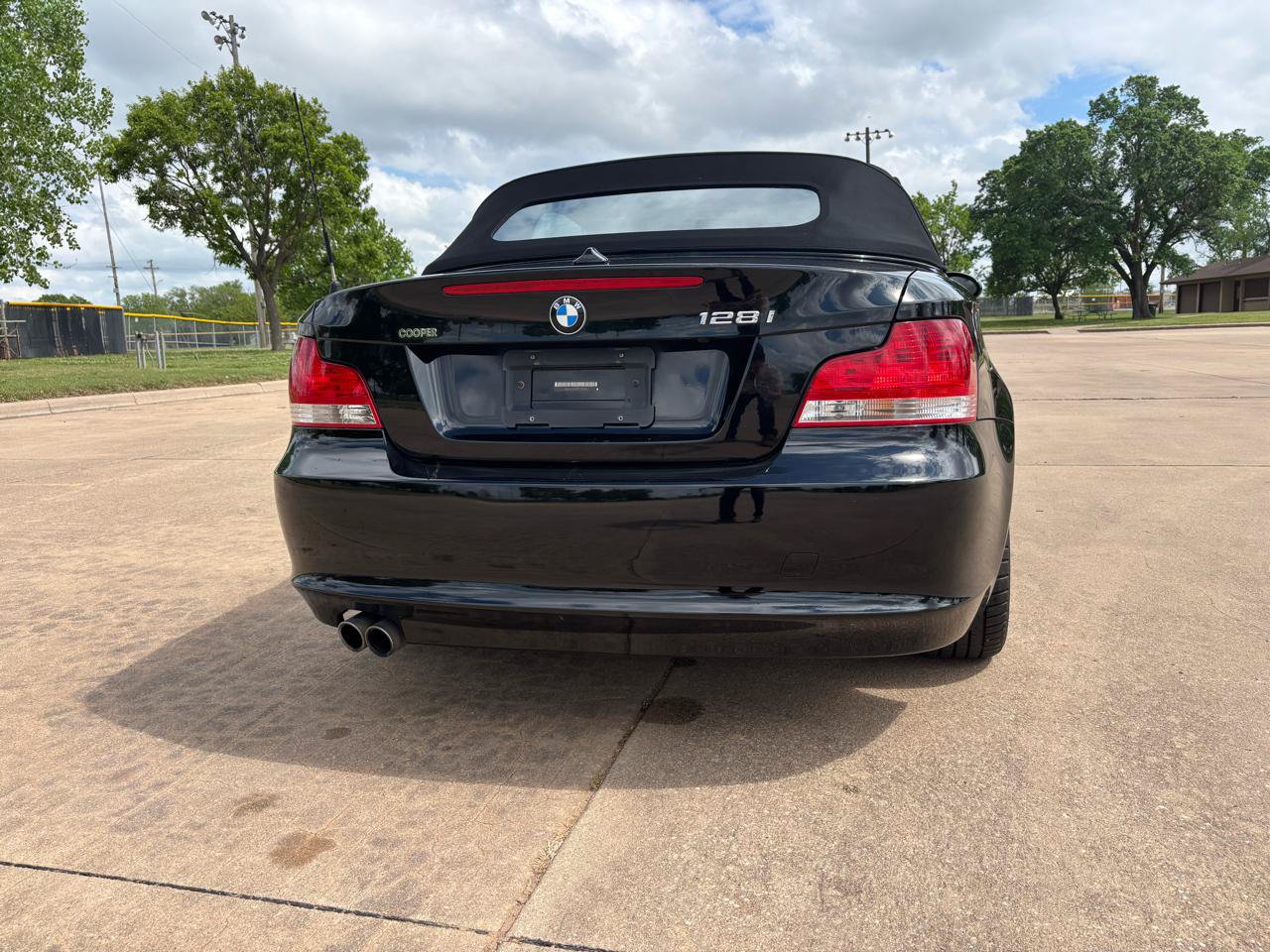 Used 2009 BMW 128i Convertible RWD image 37