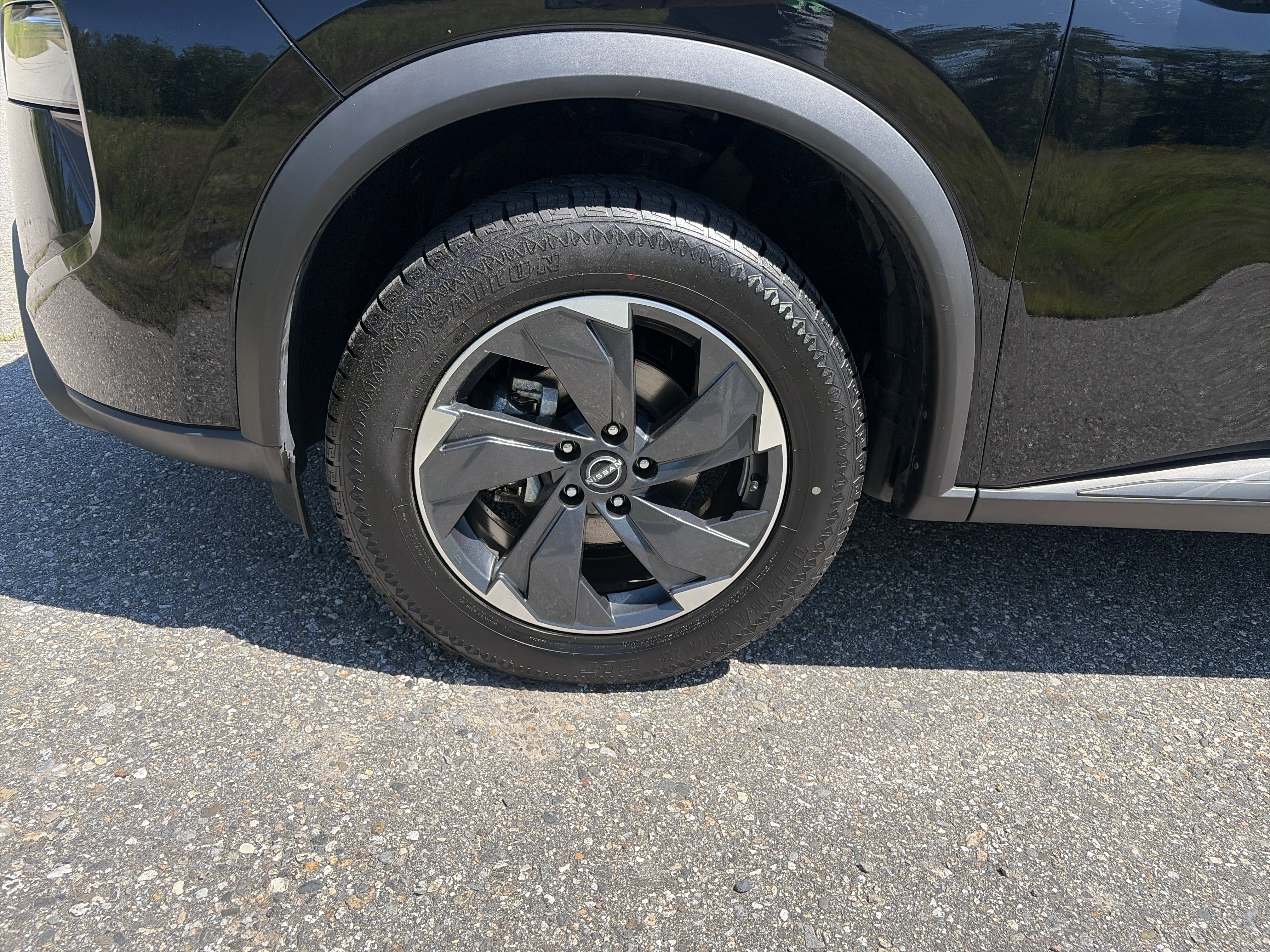 Certified 2024 Nissan Rogue SV AWD/4WD image 6
