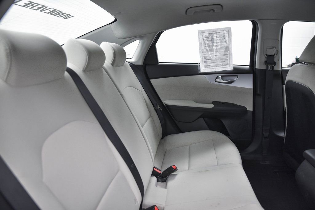 Used 2023 Kia Forte LXS image 16