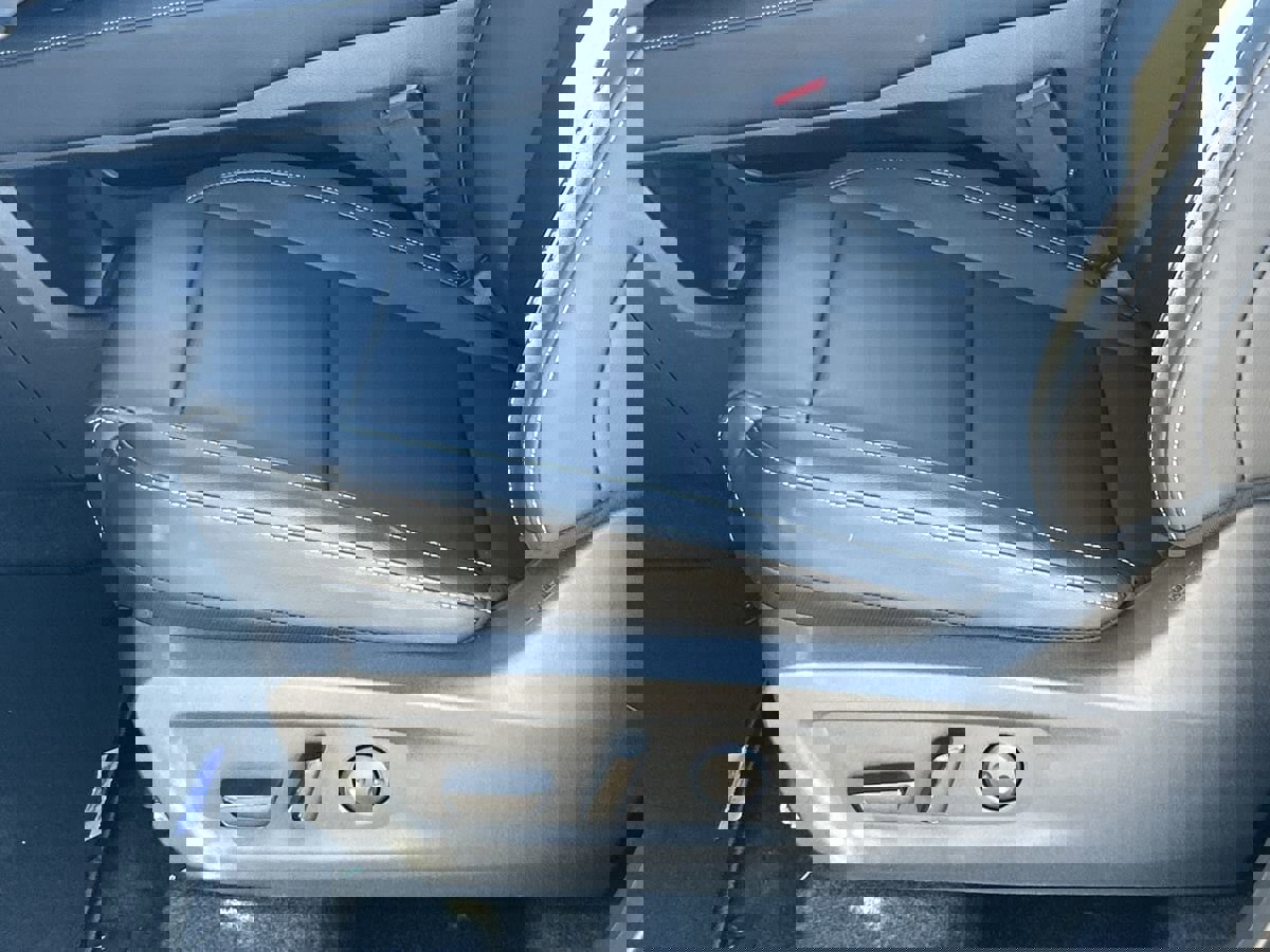 New 2025 Nissan Murano SV image 22