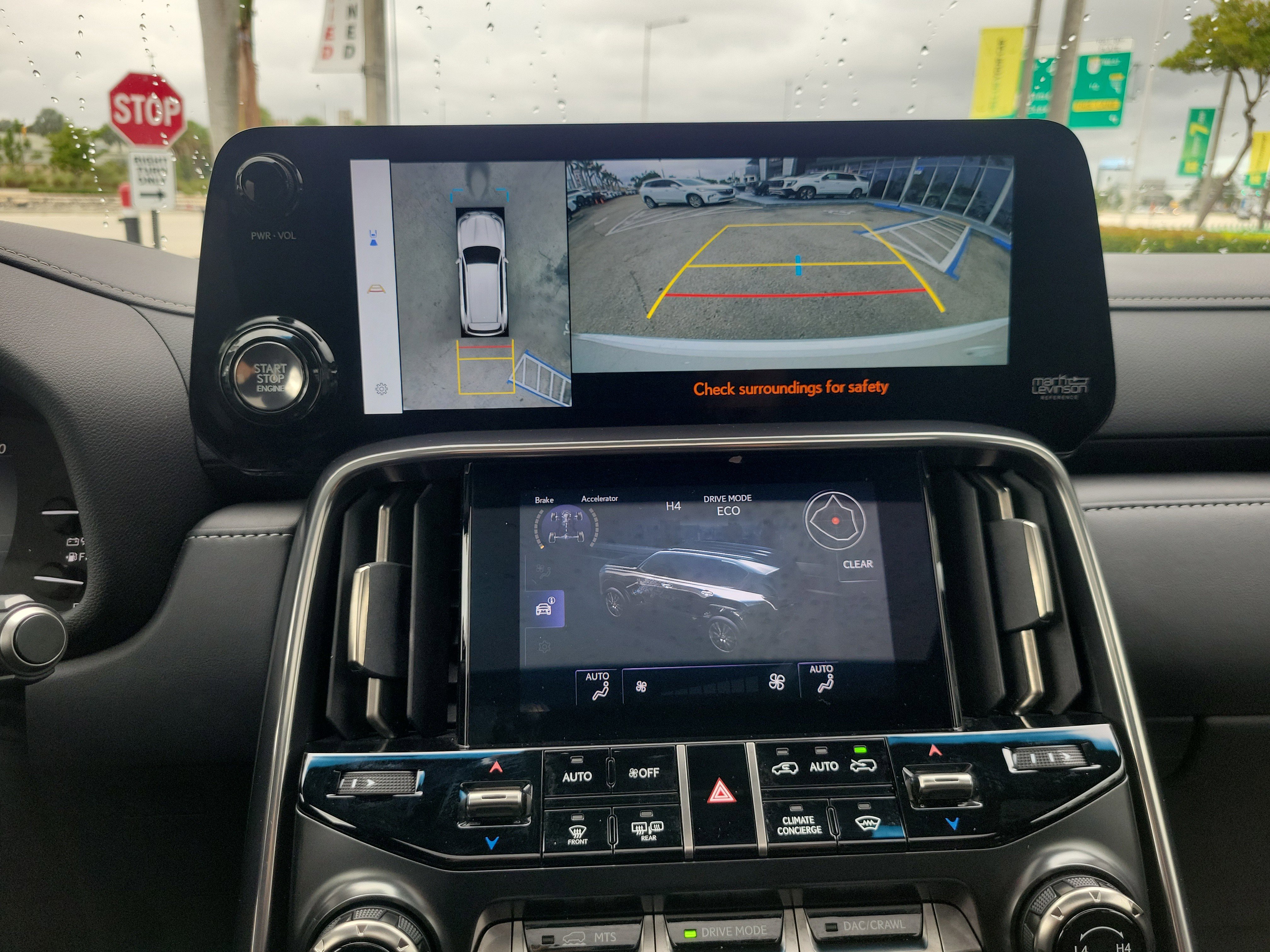 Used 2024 Lexus LX 600 LX 600 Premium 4WD image 11