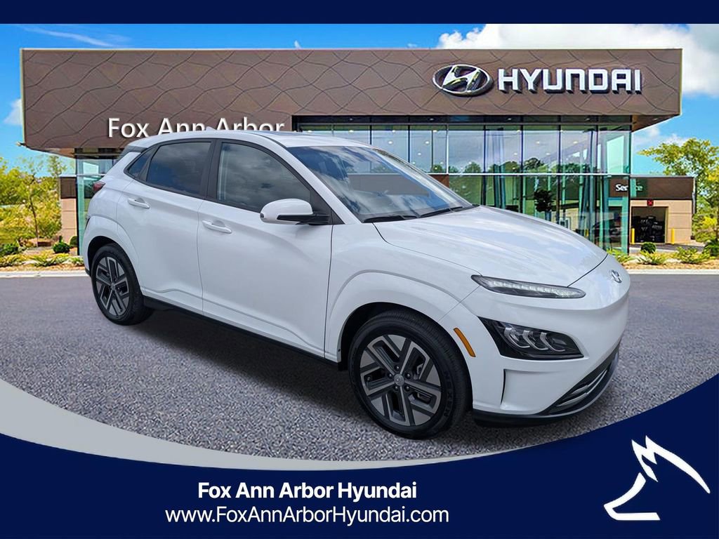 Certified 2023 Hyundai Kona Limited w/ Cargo Package FWD image 7