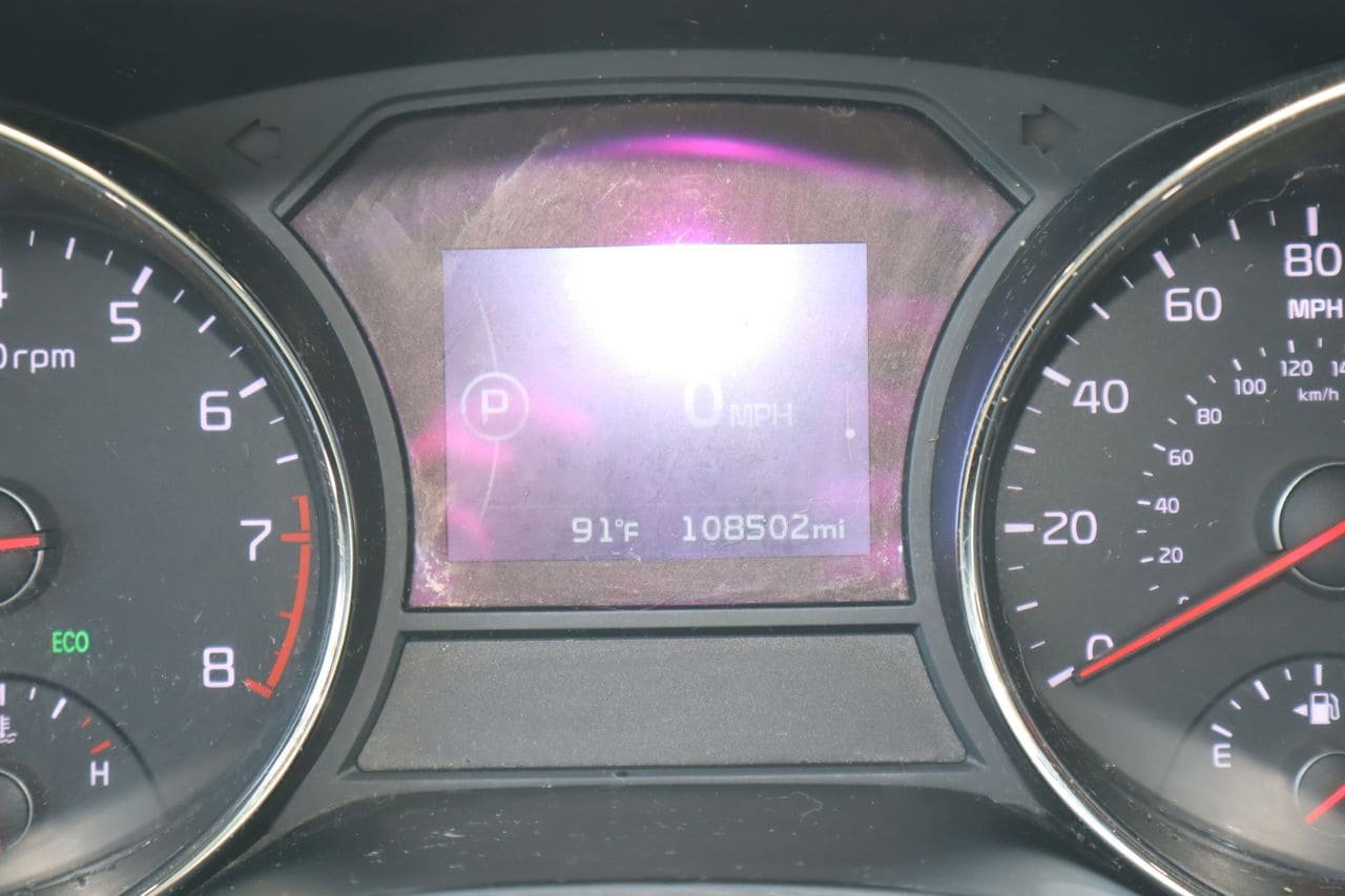 Used 2018 Kia Sedona LX w/ LX Essentials Premium Package FWD image 11