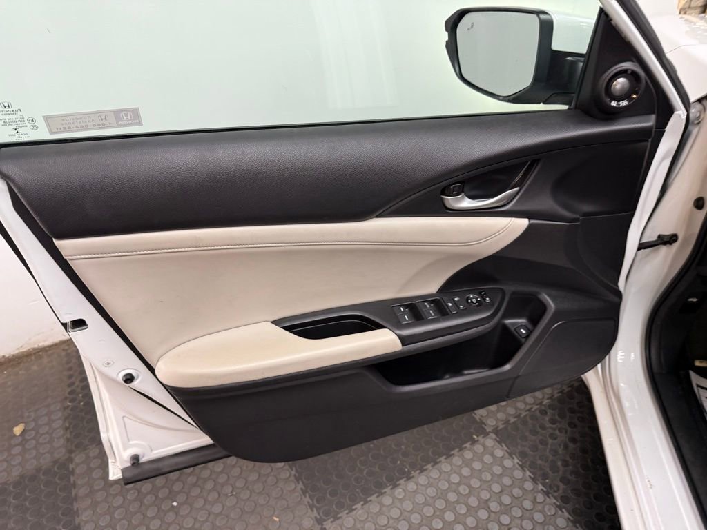 Used 2022 Honda Insight Touring image 25