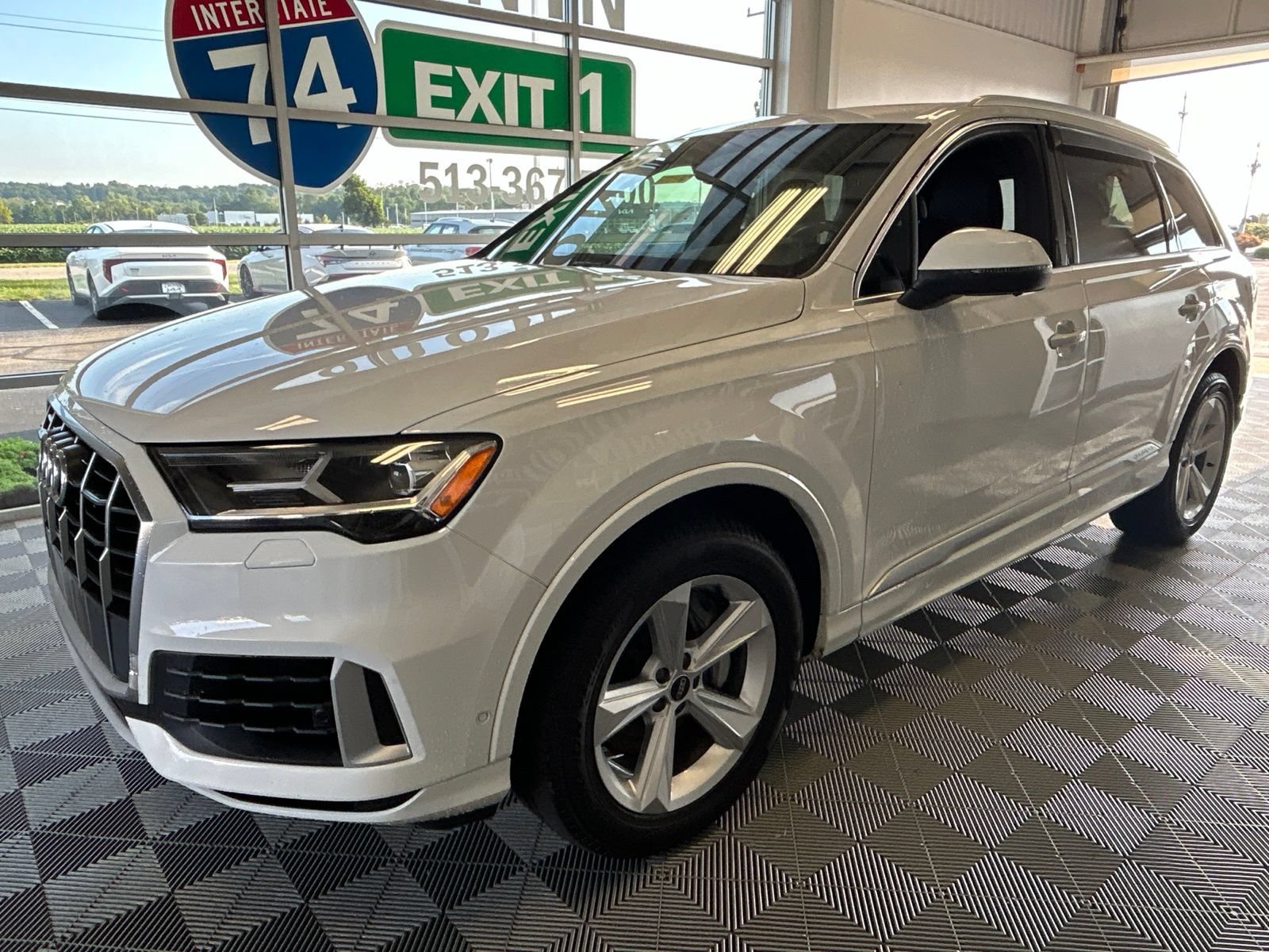 Used 2021 Audi Q7 3.0T Premium AWD/4WD image 3