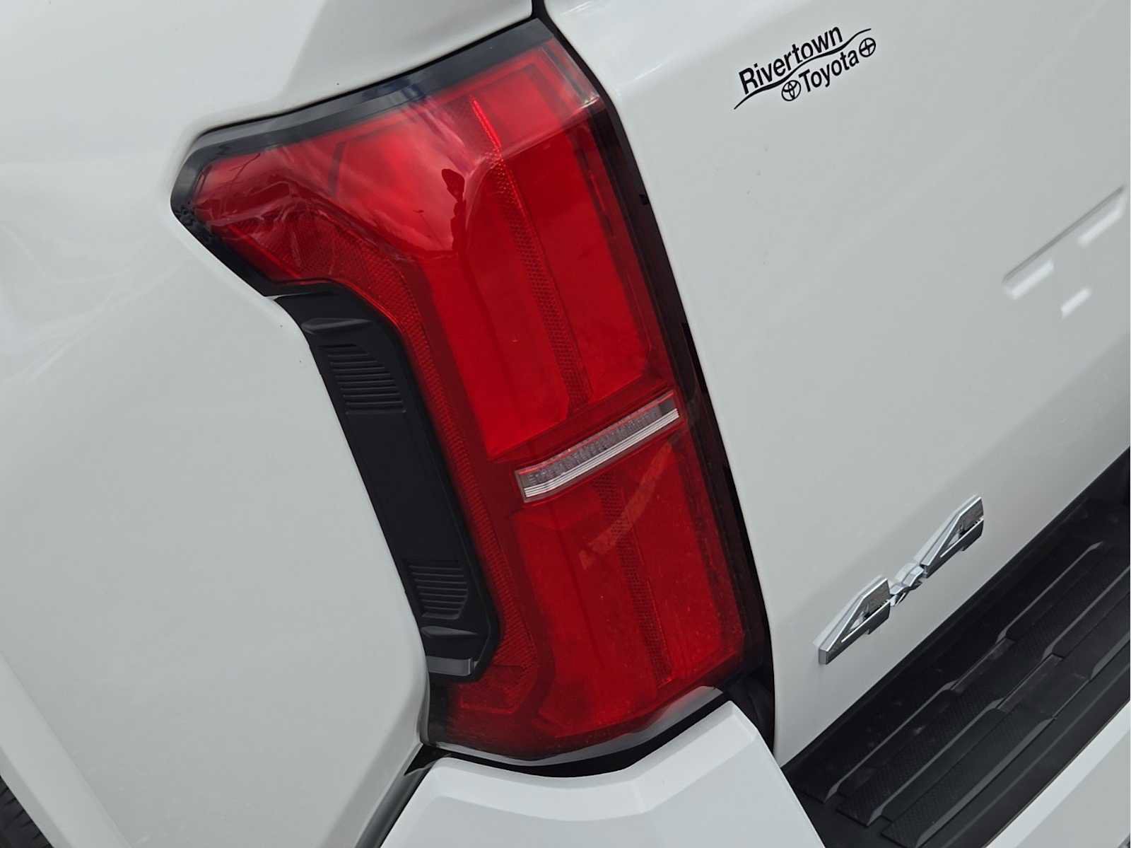 Used 2024 Toyota Tacoma SR5 image 29