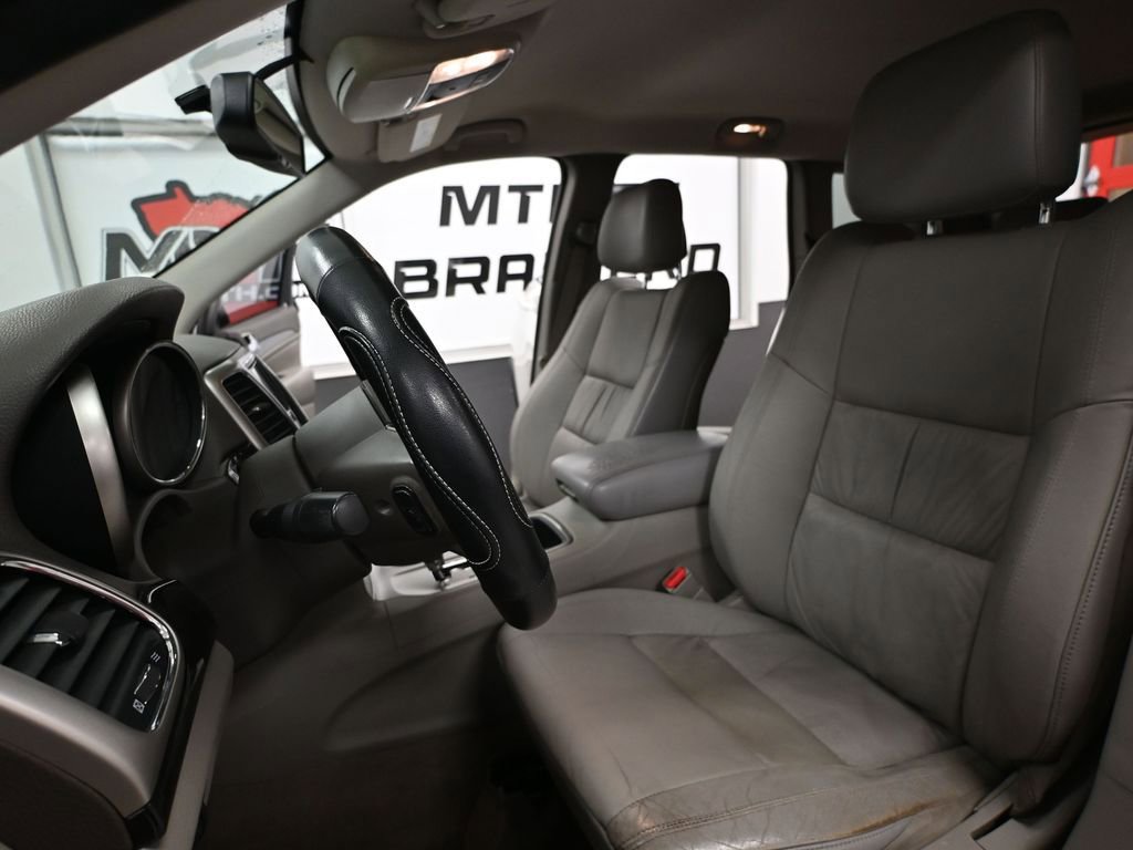 Used 2012 Jeep Grand Cherokee Laredo image 26