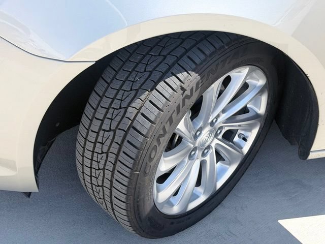 Used 2015 Buick LaCrosse Leather w/ Experience Buick Package FWD image 34