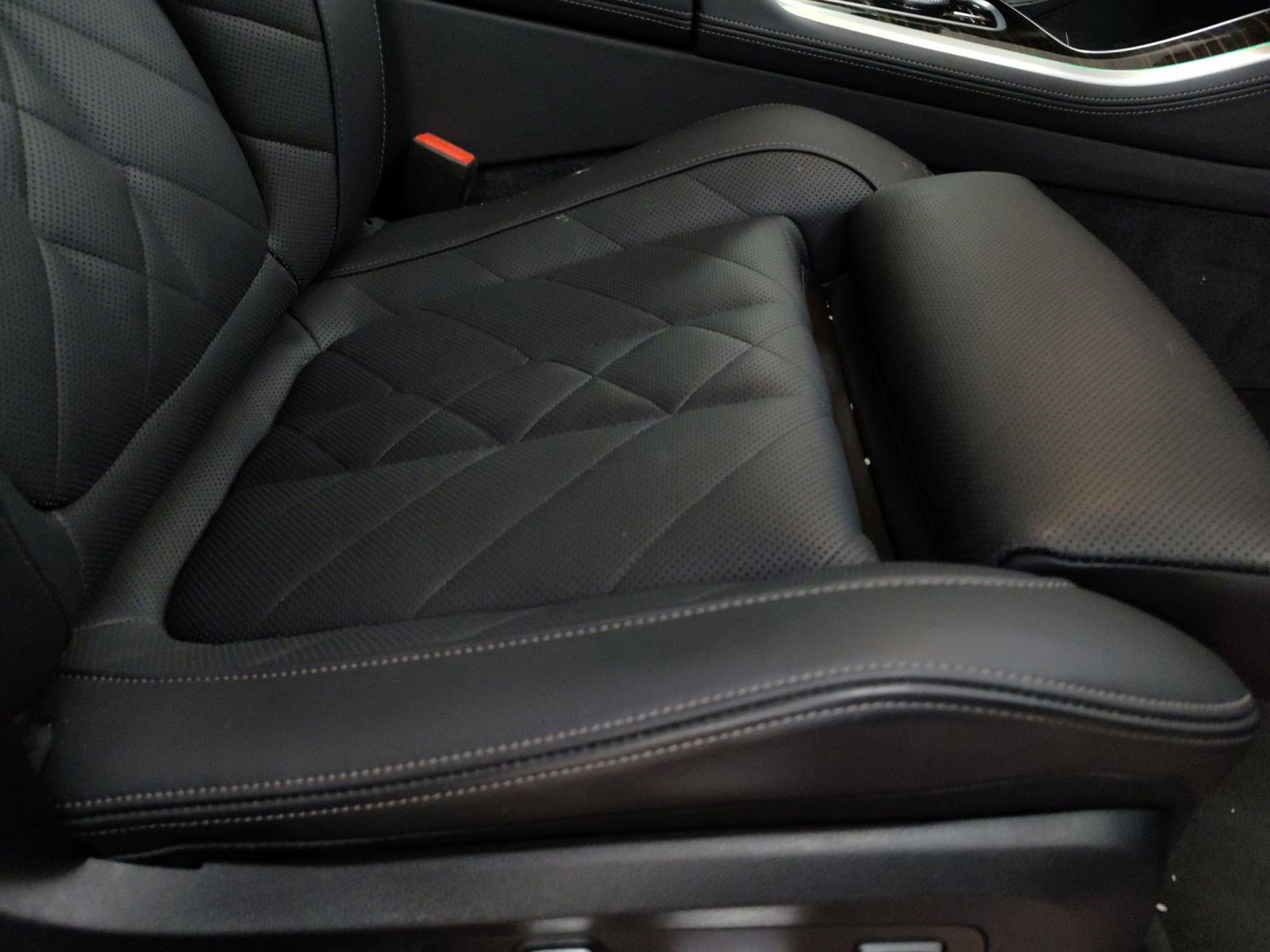 Used 2025 BMW X5 xDrive50e w/ Parking Assistance Package image 12