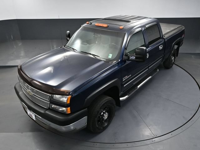 Used 2005 Chevrolet Silverado 2500 LS w/ Heavy-Duty Power Package AWD/4WD image 49
