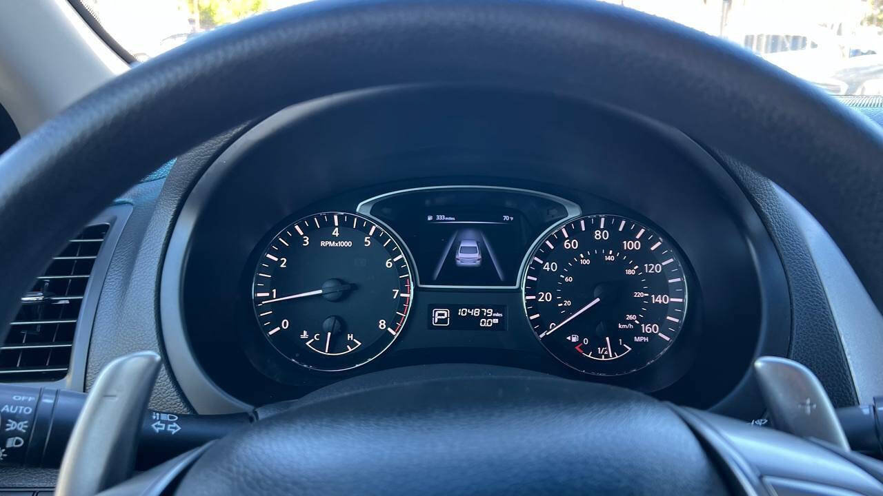 Used 2014 Nissan Altima 3.5 S FWD image 10