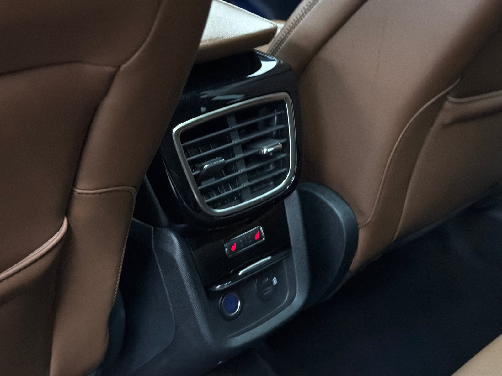 Used 2022 Lincoln Nautilus Reserve FWD image 22