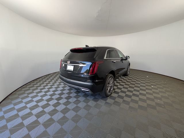 New 2026 Cadillac XT5 Premium Luxury image 2