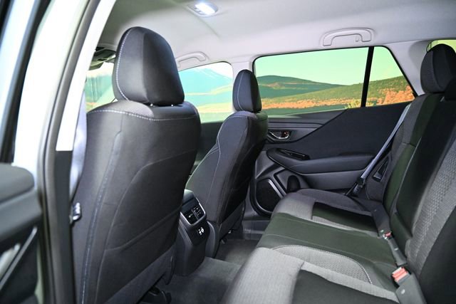 Used 2025 Subaru Outback Premium w/ Popular Package #1A image 50