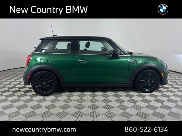 Used 2023 MINI Cooper 2-Door Hardtop image 8