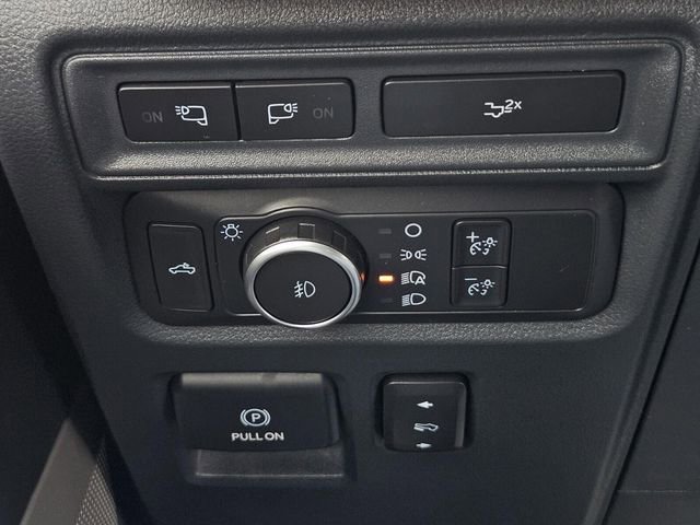 Certified 2022 Ford F150 Platinum w/ Max Trailer Tow Package image 35