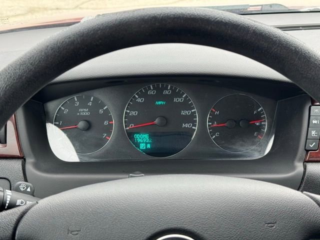 Used 2009 Chevrolet Impala LT FWD image 21