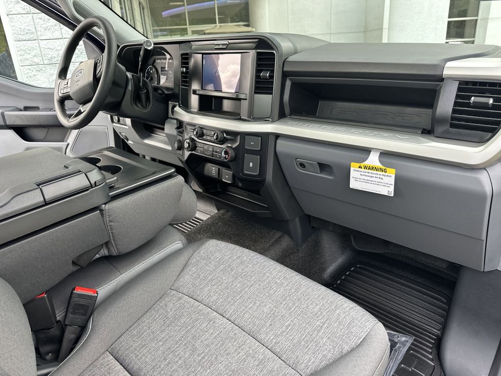 New 2025 Ford F350 XL w/ 360-Degree Camera Package RWD image 14